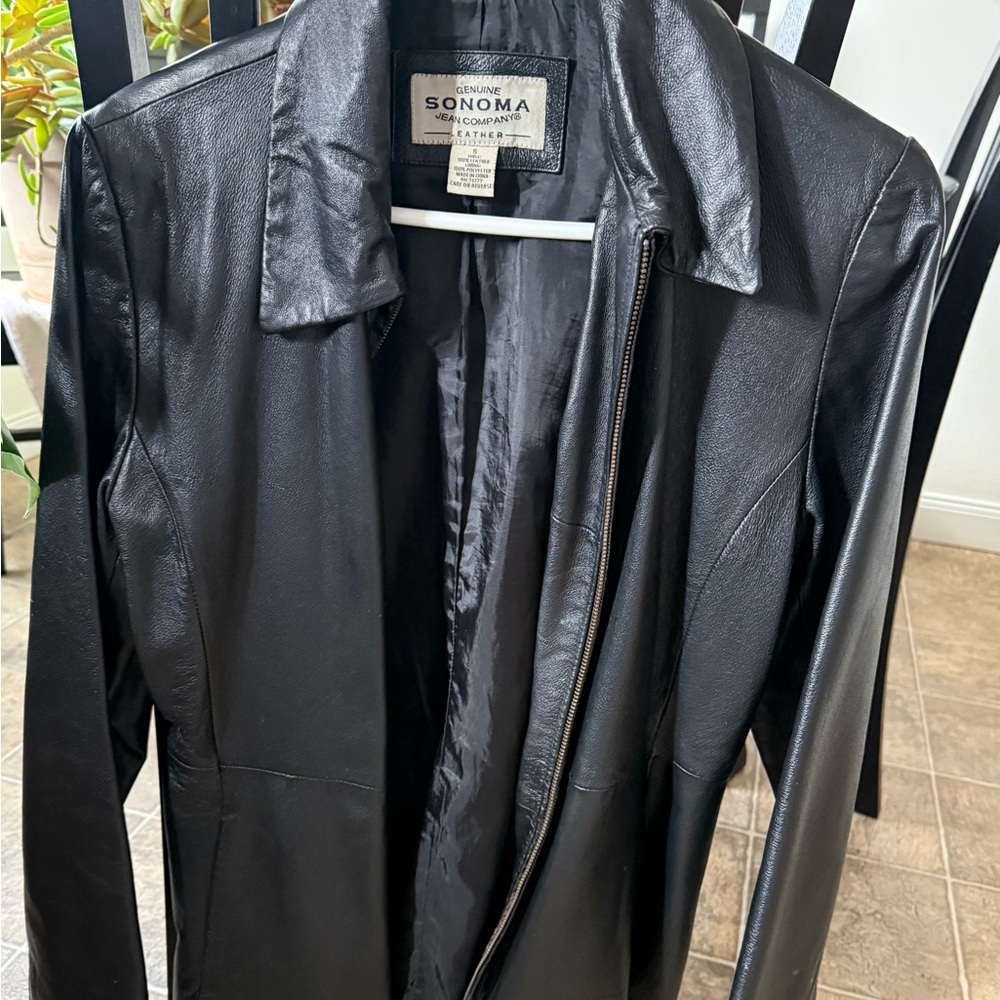 Vintage Sonoma Women's Black 100% Leather Jacket